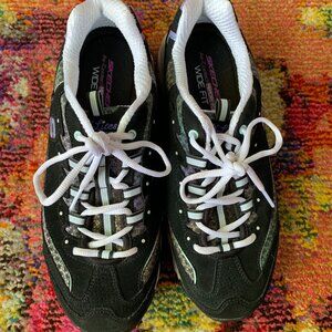 Skechers Air-Cooled Memory Foam Wide Fit